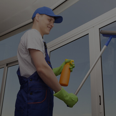 Commercial cleaning: window washing & cleaning