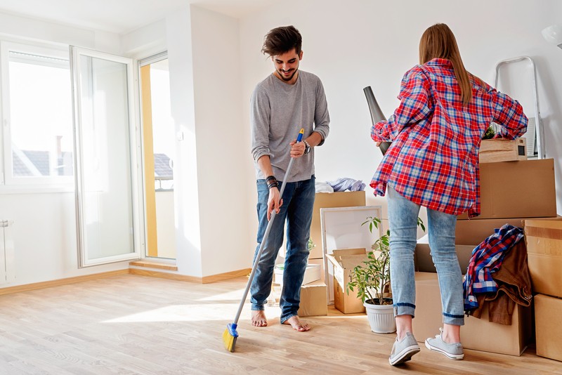 What’s the Difference Between Regular and Move-In/Move-Out Cleanings? - Zanjani Cleaning Service - Janitorial Service Calgary - Featured Image